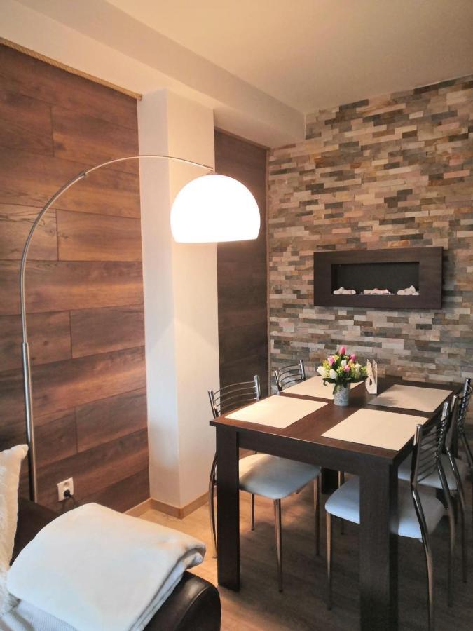 Apartman S Nadhernym Vyhladom Na Tatry Veľký Slavkov Esterno foto